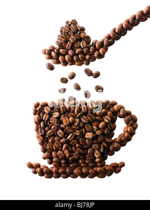 Grains de café dans la forme d'une tasse de café. Stock Photo Banque D'Images