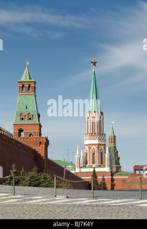 Les tours du Kremlin de Moscou Banque D'Images