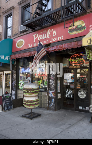 Paul's Burger Joint à la 2e Avenue et de la place dans l'East Village à New York Banque D'Images