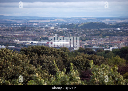 Voir d'Édimbourg à l'égard du sud-est et du stade de Murrayfield Murrayfield Corstorphine Hill Tower. Banque D'Images