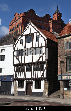 La Tonnellerie pub sur Newcastle Quayside du comité permanent de l'utilisation lorsque cette photographie a été prise en mars 2010. Banque D'Images