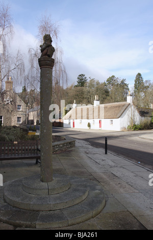 Le Mercat cross et chaumière glamis angus scotland mars 2010 Banque D'Images