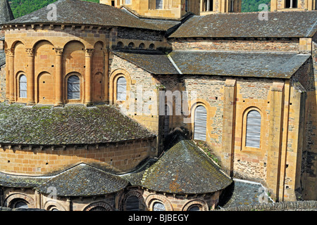 L'architecture romane, l'église abbatiale Sainte Foy (1124), Conques, France Banque D'Images