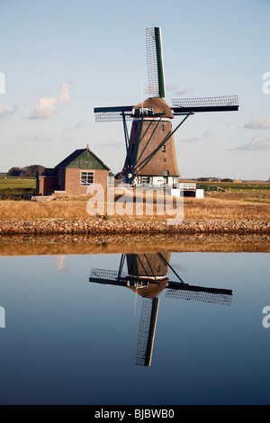 Moulin à vent traditionnel, de Moll - Oost, île de Texel, Hollande Banque D'Images
