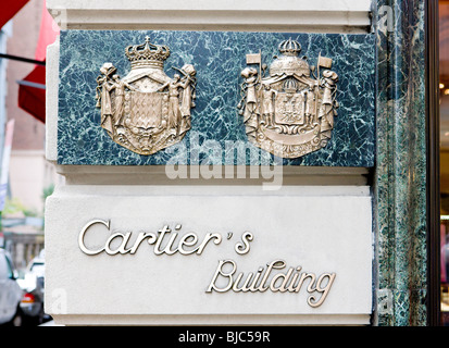 Signe de Cartier's Building, 5e Avenue, Manhattan, New York City, USA Banque D'Images