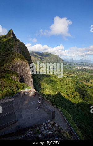 Nuuanu Pali Lookout, Windward Oahu, Hawaii Banque D'Images