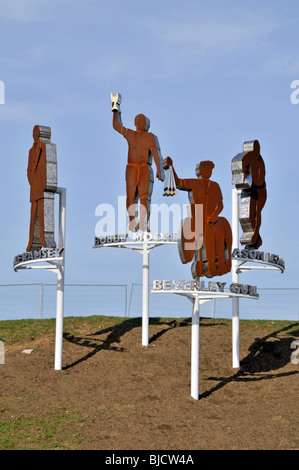 London Borough of Barking and Dagenham & installation sculpturale d'art comme un hommage aux légendes locales de sport Banque D'Images