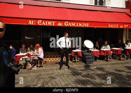 Restaurant au cadet de Gascogne, Place du Tertre, Montmartre Paris France Banque D'Images