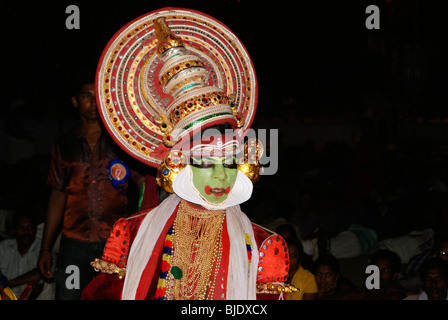 Un Temple Hindou : kathakali Danse Classique festival Théâtre du Kerala Banque D'Images