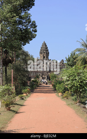 Temple de Bakhong, partie de la groupe Roluos à Angkor, près de Siem Reap, Cambodge Banque D'Images