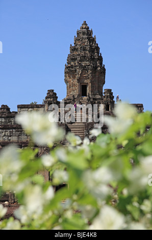 Temple de Bakhong, partie de la groupe Roluos à Angkor, Cambodge Banque D'Images