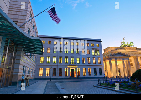 Ambassade des États-Unis d'Amérique sur la Pariser Platz, Berlin, Germany, Europe Banque D'Images