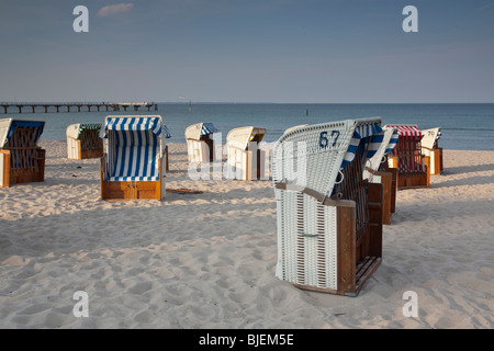 Chaises de plage, Timmendorfer Strand, Schleswig-Holstein, Allemagne Banque D'Images