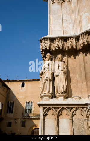 Cathédrale de Tarragone - Sculpture détail frise Banque D'Images