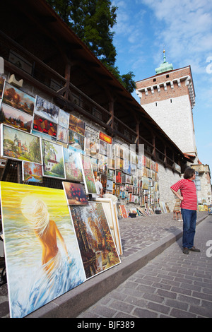 Peintures à l'extérieur de Florian Gate, Cracovie, Pologne Banque D'Images