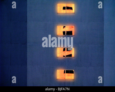 Hi-Rise windows Banque D'Images