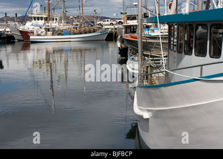 Bateaux dans Victoria Dock, Hobart, Tasmanie, Australie. Banque D'Images