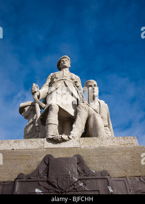 Un et deux guerres mondiales à Largs, Ecosse Memorial Banque D'Images