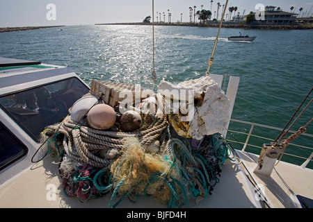 Les échantillons de plastique et de déchets recueillis dans du Pacifique Nord. Long Beach, Californie, USA. Banque D'Images