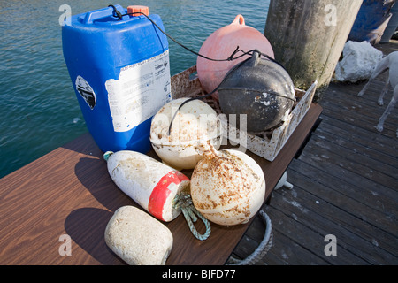 Les échantillons de plastique et de déchets recueillis dans du Pacifique Nord. Long Beach, Californie, USA. Banque D'Images