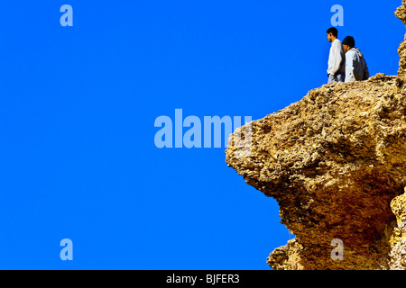 Sahara occidental, falaises, l'océan Atlantique. Banque D'Images