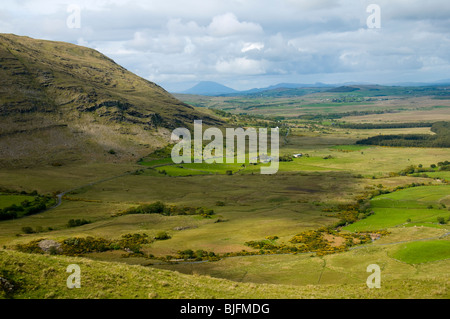 Une vue lointaine du Croagh Patrick du Sheeffry Hills, comté de Mayo, Irlande Banque D'Images