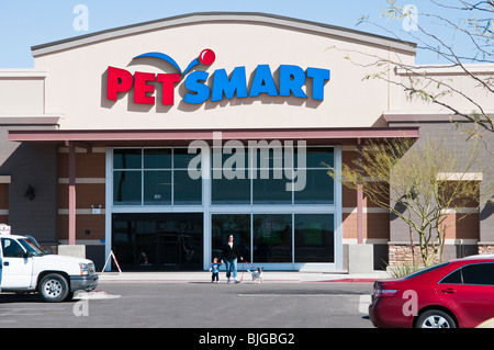 Vue extérieure d'un magasin de détail PetSmart Banque D'Images