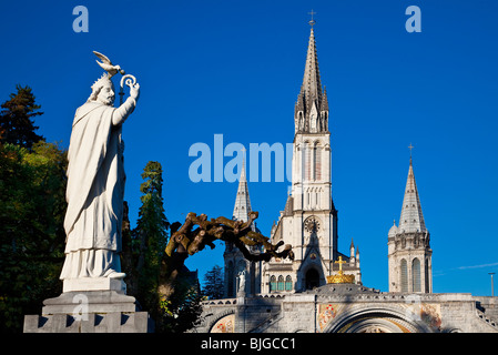 Basilique de l'immaculée conception, Lourdes Banque D'Images