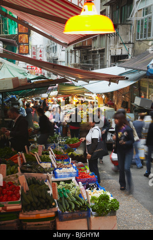 Kiosque de légumes sur Graham Street, Central, Hong Kong, Chine Banque D'Images