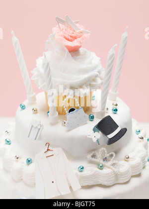 Gâteau de mariage à trois niveaux - Banque D'Images