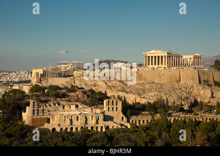 Vue de l'Acropole et le Parthénon de Filopapou Hill. Banque D'Images