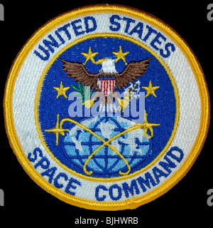 Patch historique pour United States Space Command isolé sur fond noir. C'est le correctif officiel porté sur les uniformes. Banque D'Images