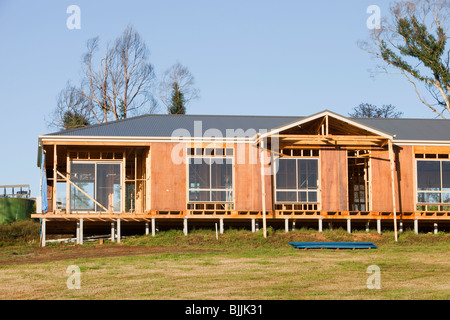 La reconstruction de maisons à Kinglake qui était l'une des communautés les plus touchées de la catastrophique 2009 feux de brousse australienne Banque D'Images