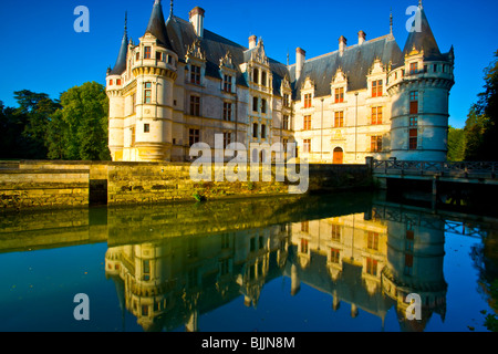 D'Azay-le-Rideau Château, Loire, France, château construit au moyen âge, l'Indre Banque D'Images