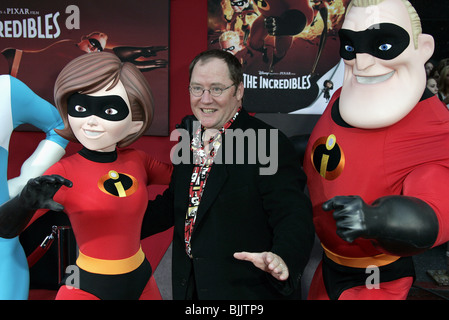 BRAD BIRD & Les Indestructibles Les Indestructibles PREMIÈRE MONDIALE HOLLYWOOD LOS ANGELES USA 24 Octobre 2004 Banque D'Images