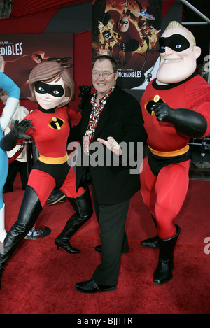 BRAD BIRD & Les Indestructibles Les Indestructibles PREMIÈRE MONDIALE HOLLYWOOD LOS ANGELES USA 24 Octobre 2004 Banque D'Images