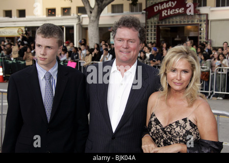 BARON RICK HILTON & KATHY HILTON HOUSE OF WAX FILM PREMIERE WESTWOOD LOS ANGELES USA 27 avril 2005 Banque D'Images