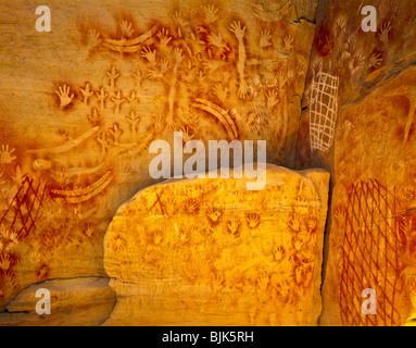 Art rupestre aborigène à l'Art Gallery, Carnarvon National Park, Queensland, Australie, anciennes peintures, Carnarvon Gorge Banque D'Images