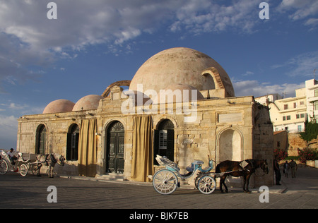 Mosquée des janissaires et de la promenade, Port Vénitien, Chania, Crète, Grèce, Europe Banque D'Images