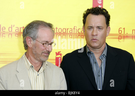 STEVEN Spielberg et Tom Hanks 61ème FESTIVAL DU FILM DE VENISE Italie Venise Lido TER 01 Septembre 2004 Banque D'Images