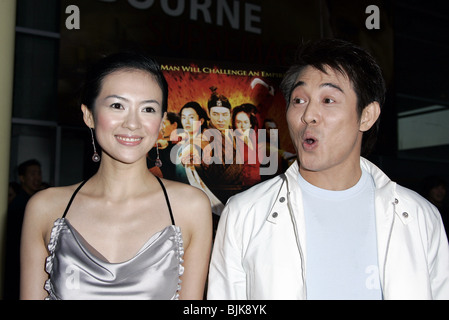 ZIYI ZHANG & JET LI PREMIERE FILM HÉROS CINÉMA ARCLIGHT HOLLYWOOD LOS ANGELES USA 17 Août 2004 Banque D'Images