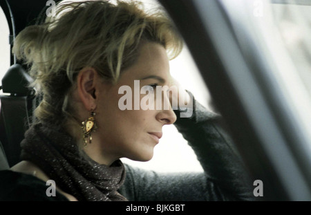 LE VOYAGE DU BALLON ROUGE (2007) LE VOL DU BALLON ROUGE (ALT) Juliette Binoche HSIAO-HSIEN HOU (DIR) 002 Banque D'Images