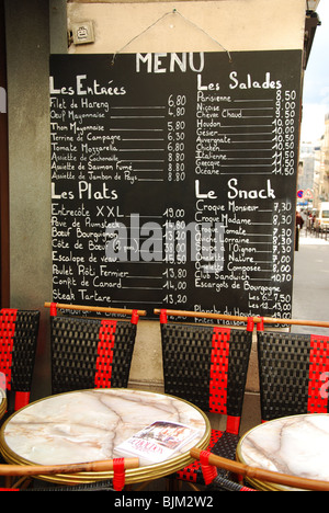 Menu au restaurant parisien Montmartre Paris France Banque D'Images