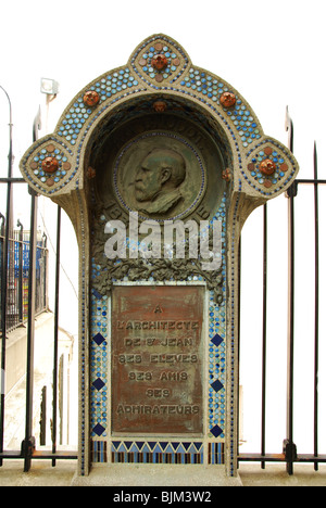 Mémorial pour Anatole de Baudot, Architecte de Saint-Jean l'Evangéliste église de Montmartre Paris France Banque D'Images