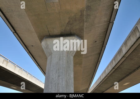 Pont en béton, Ulm, Bade-Wurtemberg, Allemagne, Europe Banque D'Images