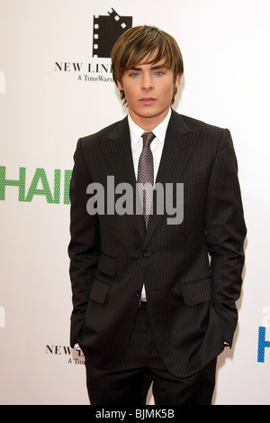 ZAC EFRON HAIRSPRAY LOS ANGELES WESTWOOD LOS ANGELES PREMIERE USA 10 Juillet 2007 Banque D'Images