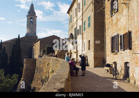 Village de montagne, Pienza, Toscane, Italie, Europe Banque D'Images