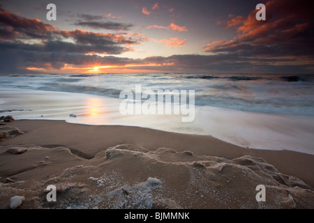 Coucher de soleil sur la plage de Westerland sur l'île de Sylt, Schleswig-Holstein, Allemagne, Europe Banque D'Images