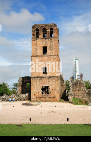 Panama La Vieja au Panama, également connu sous le nom de Panamá Viejo, est l'original de la ville de Panama. Banque D'Images