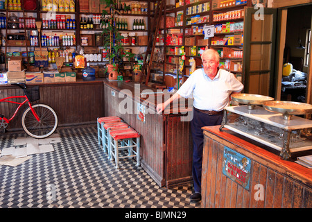 Ancien magasin général et le bar ('Pulperia') 'los principios'. San Antonio de Areco, Buenos Aires, Argentine Banque D'Images